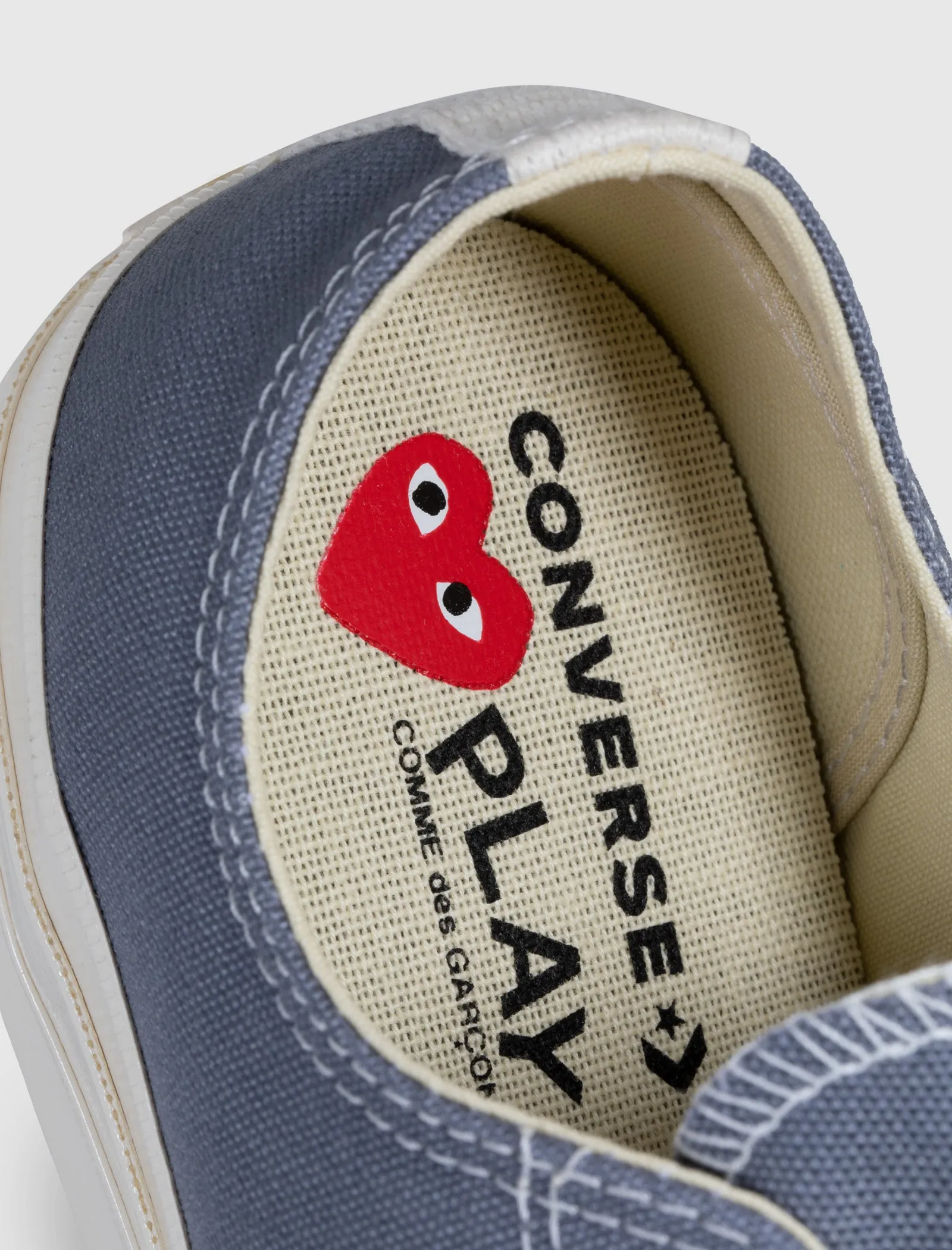 COMME DES GARÇONS PLAY CHUCK TAYLOR ALL STAR 70' LOW