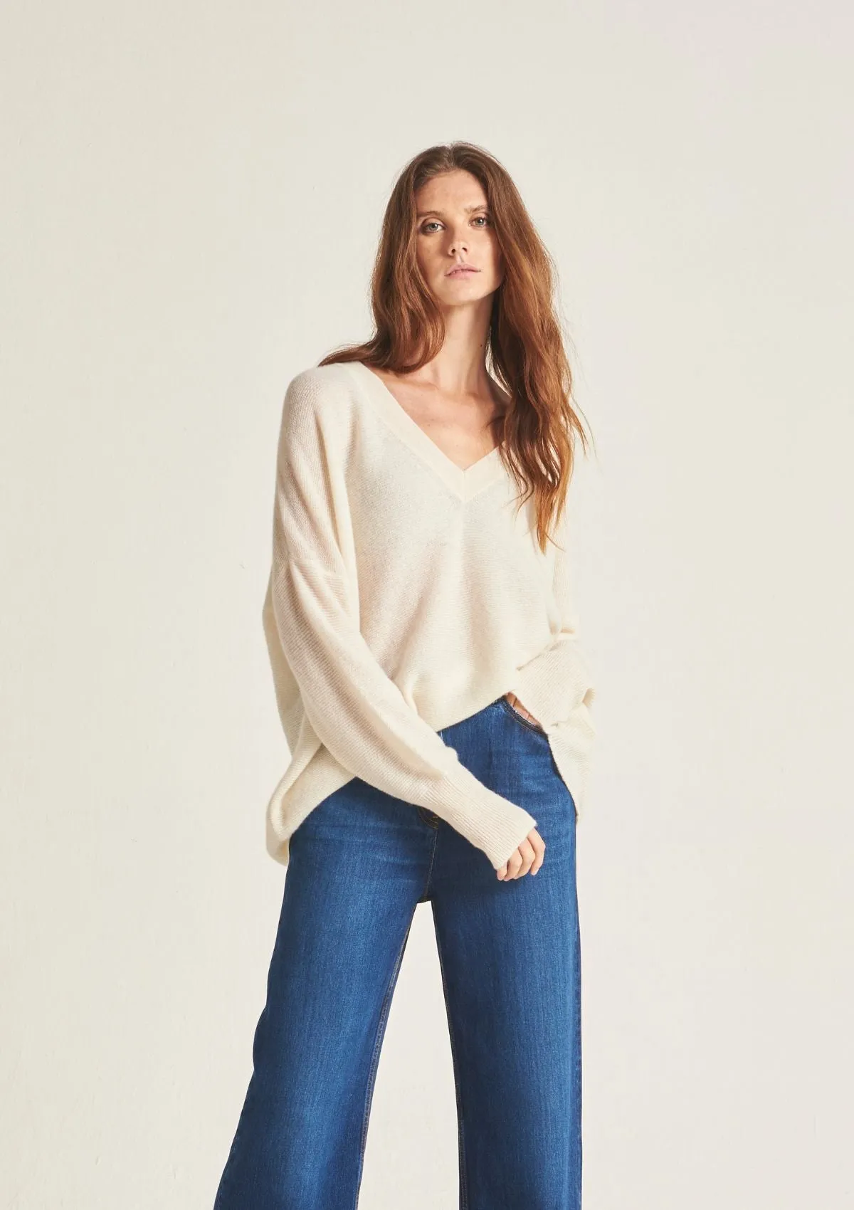 Relaxed Lofty V Neck Sweater in Chalk